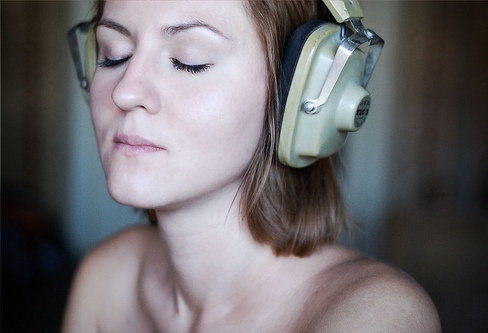 earphones music