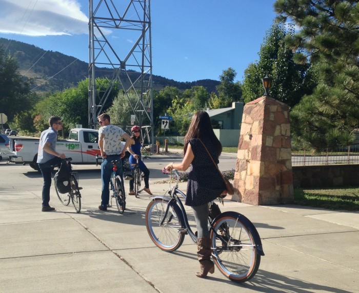 Bike Stylish Open Studios Gang heading up to North Boulder Studios