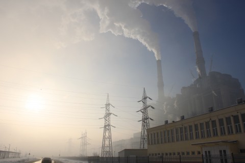 Power-Plant-Smoke-Stack__32190-480x320