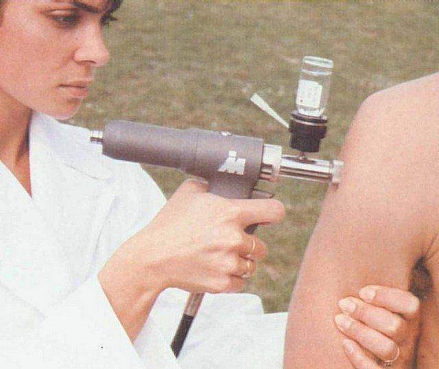 vaccine nurse shot