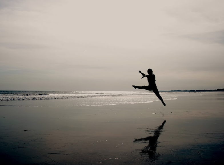 http://www.pixoto.com/images-photography/people/portraits-of-women/jumping-46510572
