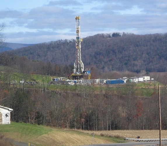Marcellus_Shale_Gas_Drilling_Tower_11_crop