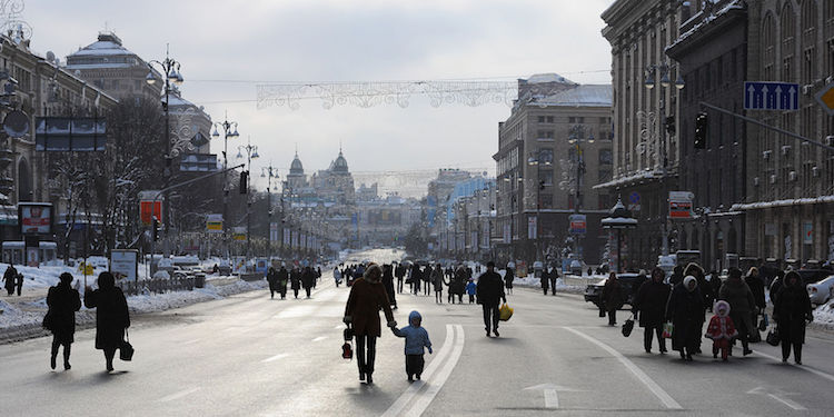 Khreshchatyk_street_(as_pedestrian_zone)._Kiev,_Ukraine,_Eastern_Europe