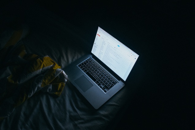 computer laptop social media internet life bed night insomnia