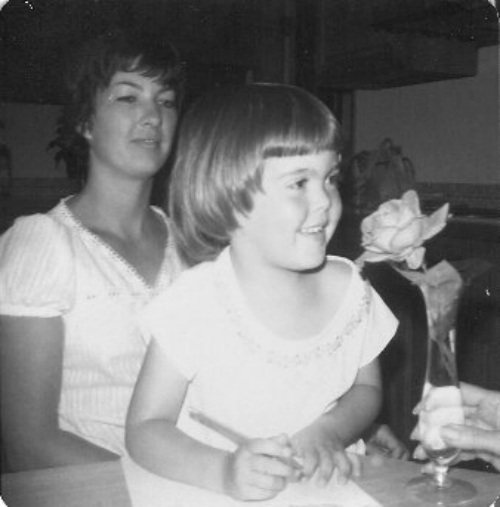 Amy and Mama 1976 EJ