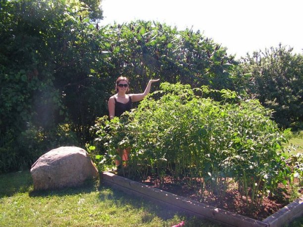 Meghan Alton gardening2