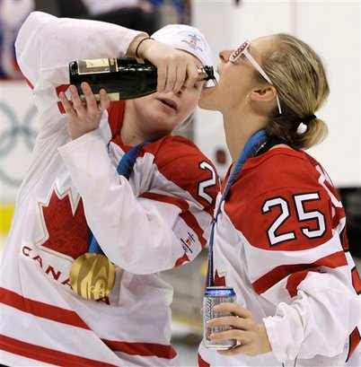 2010_Winter_Olympics_Canada_clebrating_hockey_gold_medal