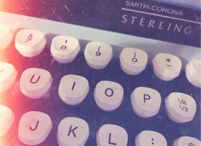 katie_kronberg_typewriter