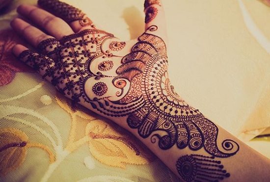 Top 20 Trending Bridal Mehendi Designs For The Year 2022