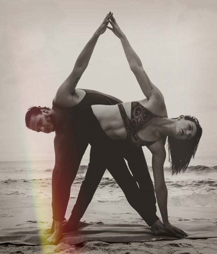10 Beginner Partner Yoga Poses Any Couple Can Do to Build Intimacy - YOGA  PRACTICE