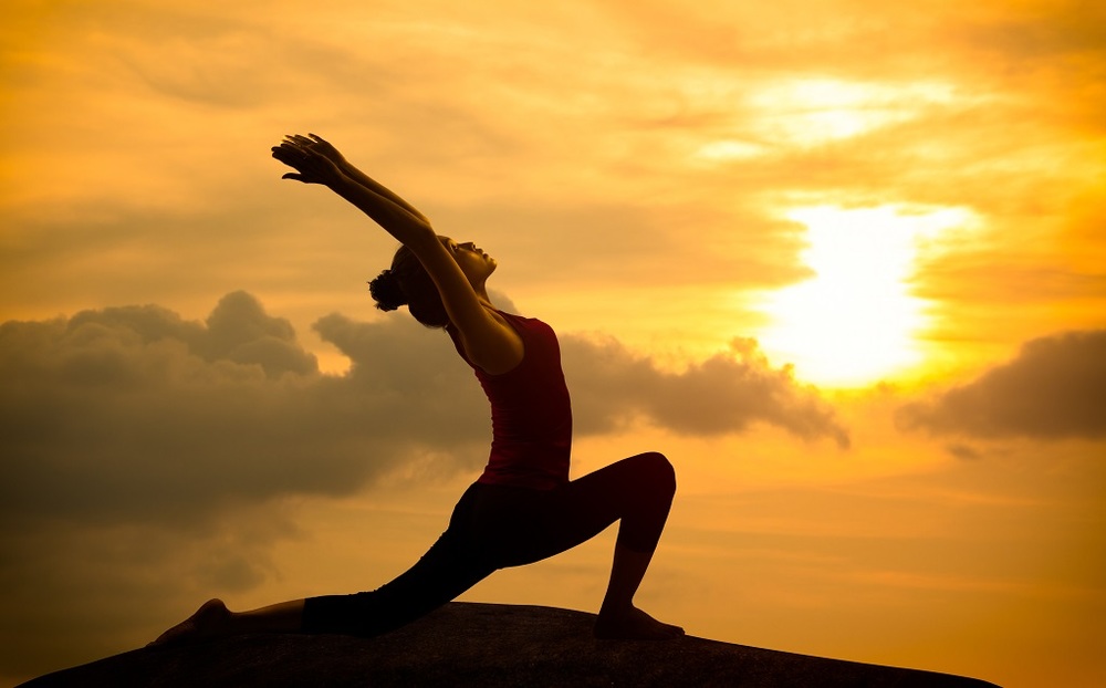 10 min SOLAR PLEXUS CHAKRA Morning Yoga - Yoga for ENERGY 
