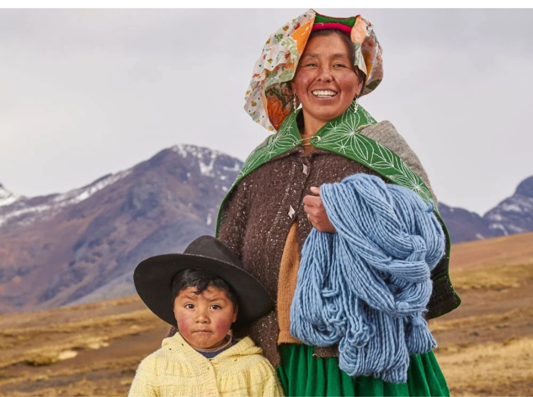 Alpaca Blanket Weaver for Purple Nest Design