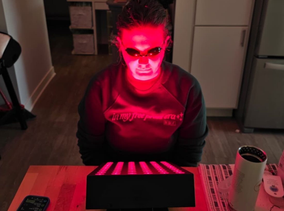 Bon Charge Demi Red Light Therapy Device Review